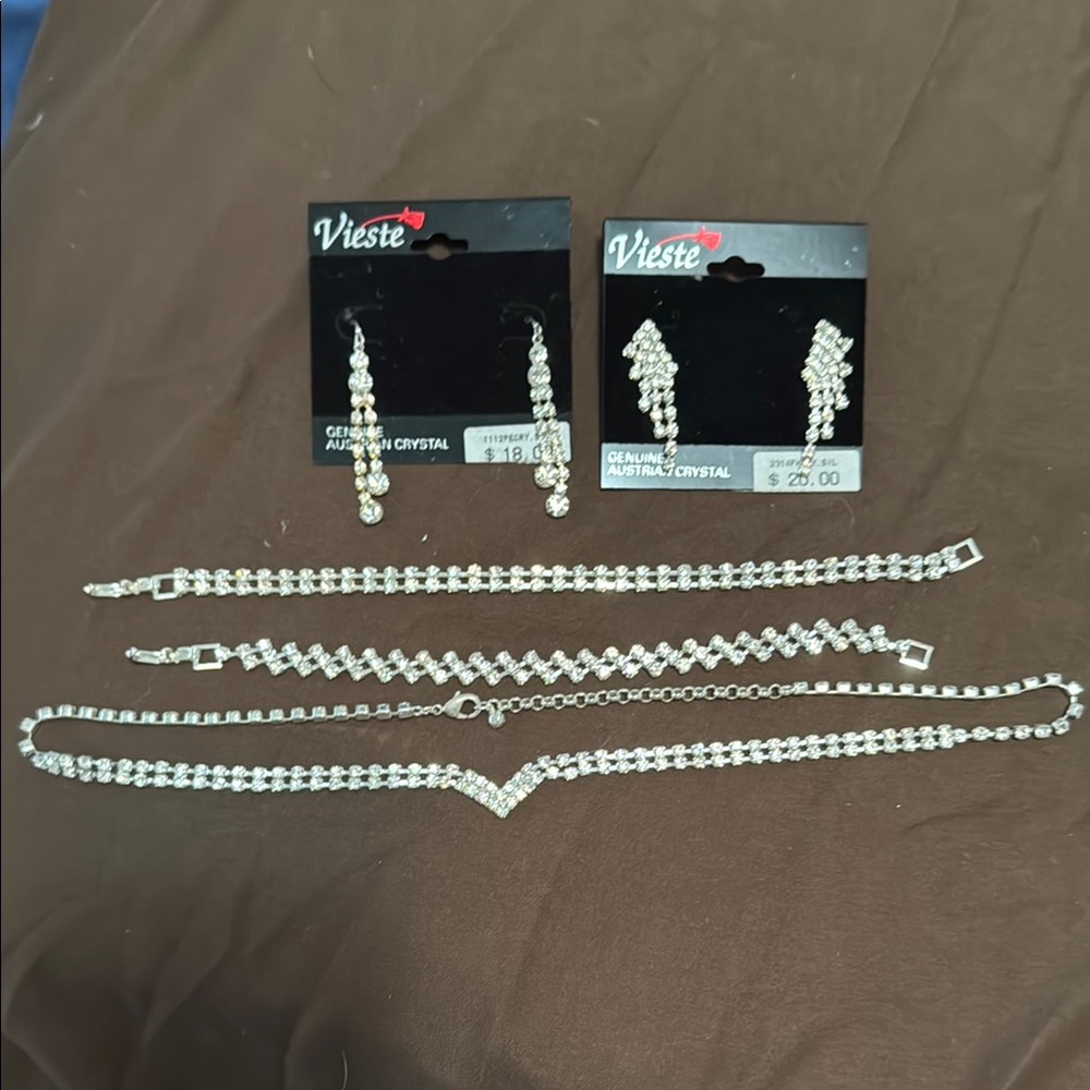 Vieste Silver Crystal Jewelry Set